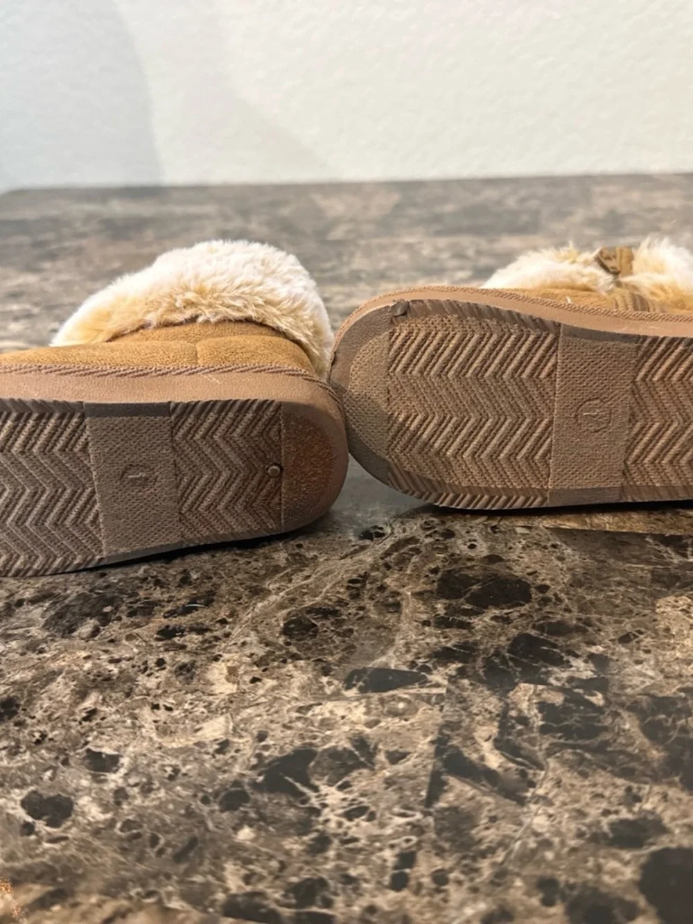 Kids Cozy Faux-Fur Booties in Chestnut Brown